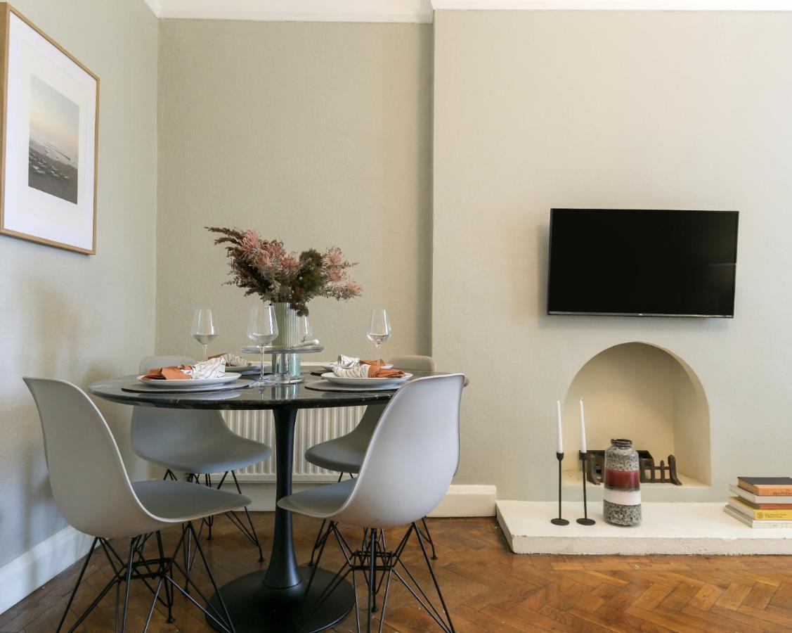 Chic 1 Bedroom Apartment In Bloomsbury, Sleeps 4 Londen Buitenkant foto
